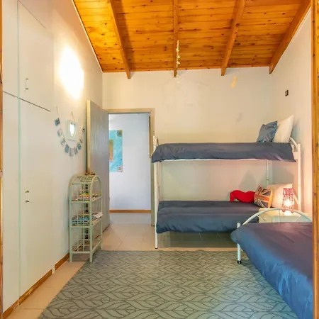 Iliachtida House *